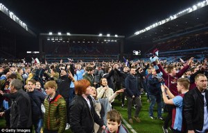 266D3DA100000578-2987620-image-a-29_1425970650668